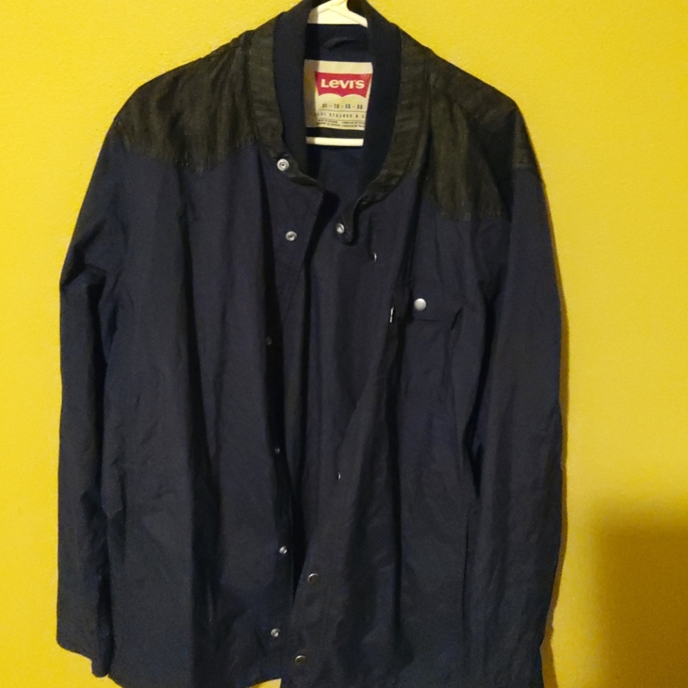 JACKET - Picture 2 of 3
